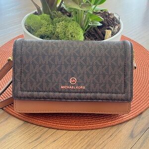 Michael Kors purse with built in wallet